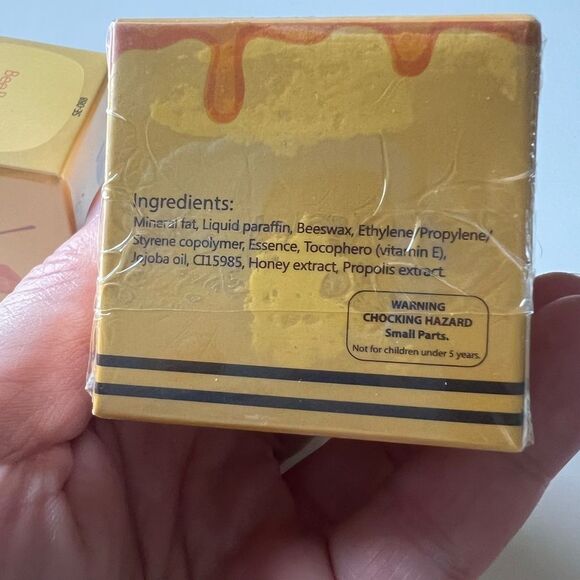 Honey Lip Mask & Propolis Lip Balm Set - Picture 5 of 7